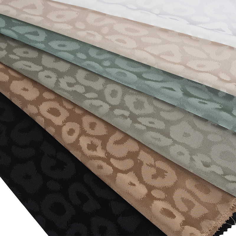 50/75 Stretch Szatén Leopard Jacquard
