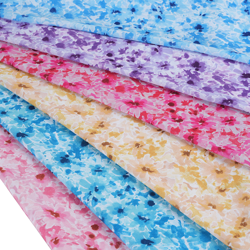 75D/18T rendetlen, ködös virágmintás szövet