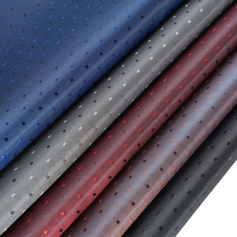 Kationos négyzetpontos kis jacquard festés