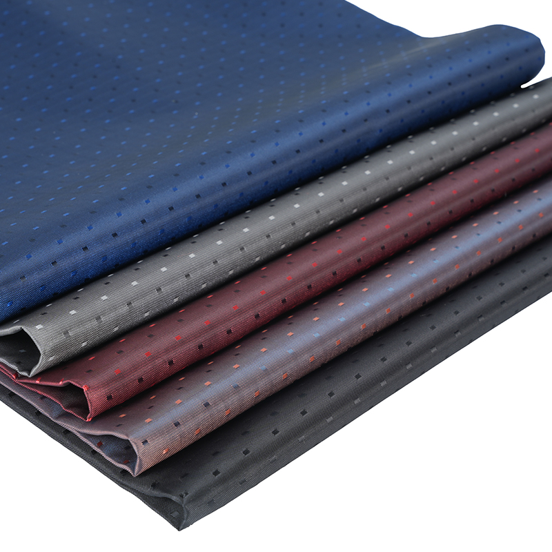 Kationos négyzetpontos kis jacquard festés