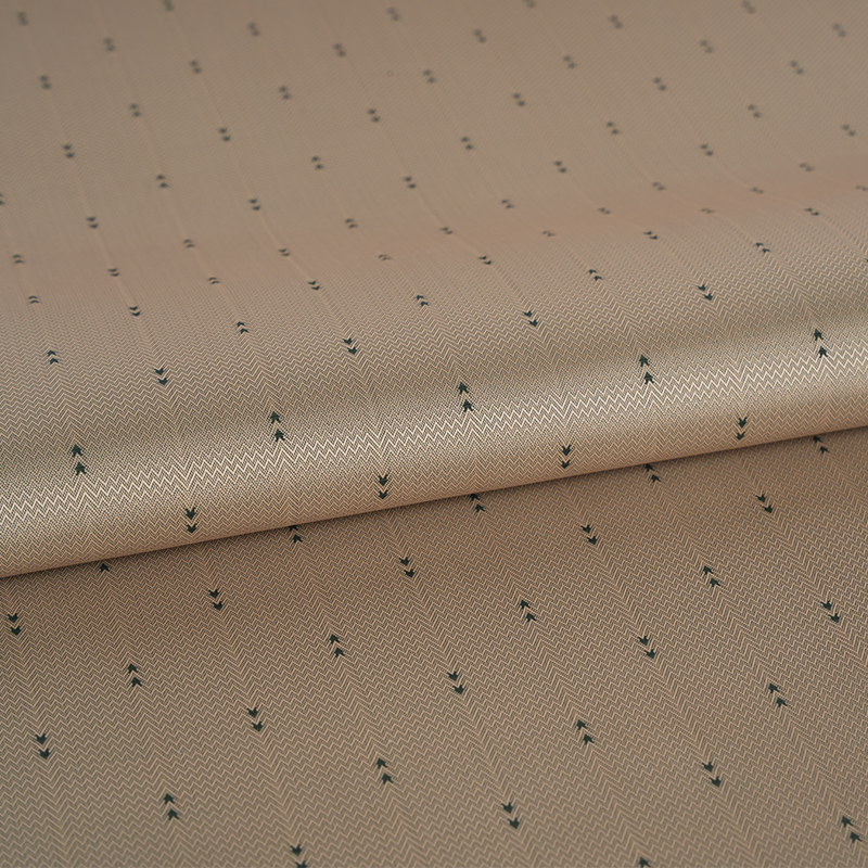 Poliészter fehér filament hullámos nyílcsíkos Jacquard