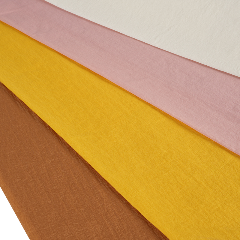 400T félmatt alacsony rugalmasságú nylon fonó festőszövet