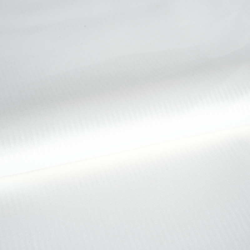 Poliészter fonallal festett jacquard csíkos zsebszövet